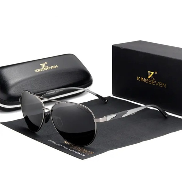 Other - KINGSEVEN Aviatior Gray Gradient Polarized Gunmetal Sunglasses